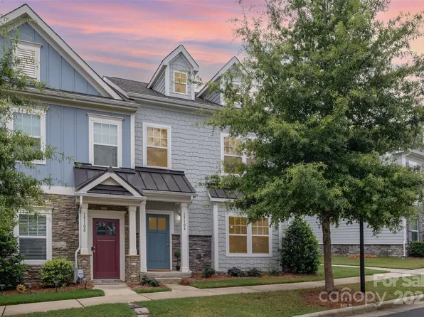 15104 Meacham Farm Dr, Huntersville, NC 28078