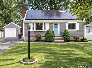 4 Windy Hill Rd, Milford, CT 06461