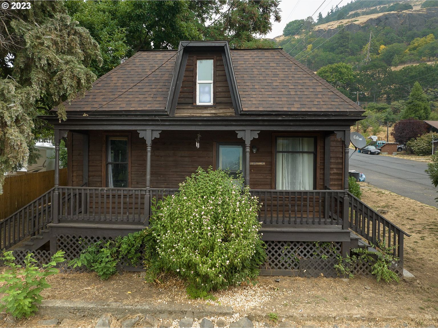 120 E Franklin St, Bingen, WA 98605 MLS 23674216 Zillow