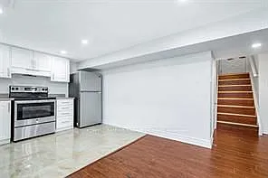 2095 Haig Dr — Photo 23