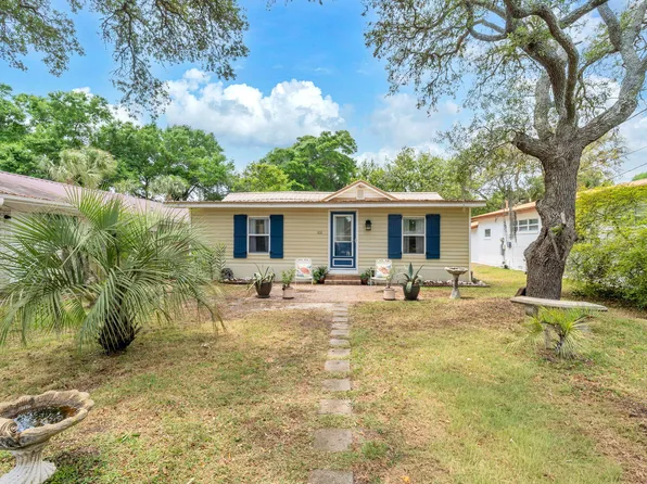 102 Magnolia Ave SE, Fort Walton Beach, FL 32548