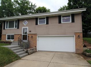 1825 N 18th Ave, West Bend, WI 53090