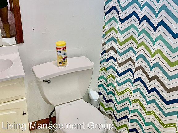 5th image of 1604 Catharine St #13432909