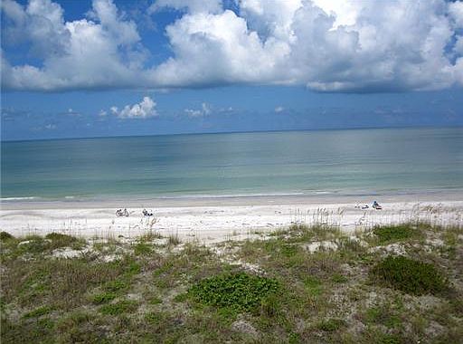 2nd image of 604 Gulf Blvd APT 204