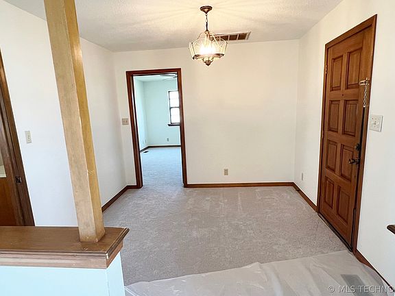5th image of 3305 Gulick St