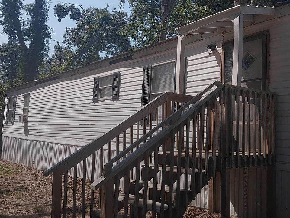 1st image of 68 Buddy Hunts Cir