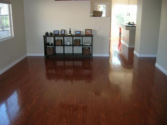 4th image of 1546 Knoll Park Gln