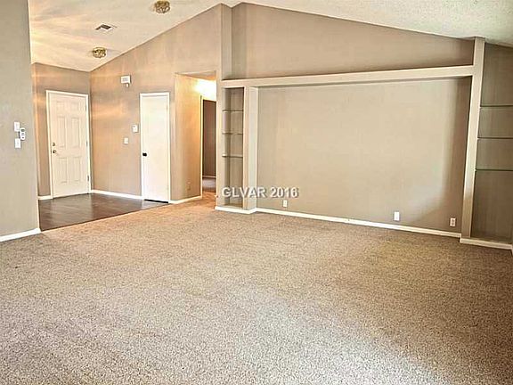4th image of 833 Spyglass Ln