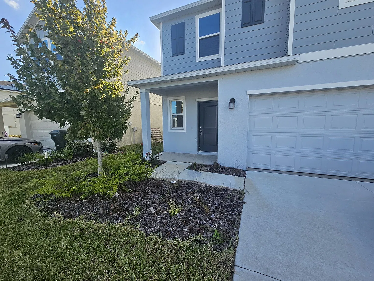 5 bed, 3.0 bath, 2112 sqft, $2,795 — Photo 2