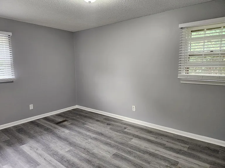 4624 Kings Gate Dr — Photo 8