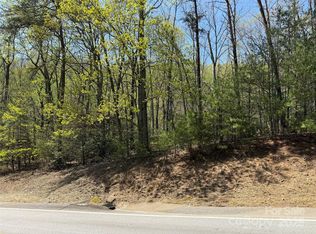 605 Mountain Summit Rd, Travelers Rest, SC 29690