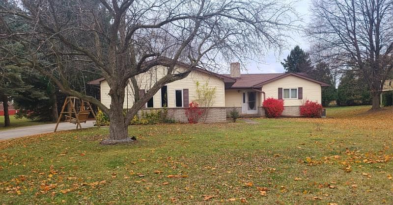1st image of 622 Williamsburg Dr