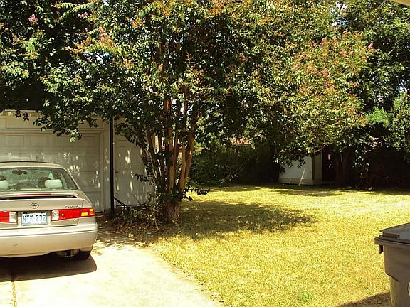4th image of 13538 Wimbledon Dr