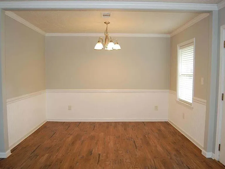 111 Smallridge St — Photo 8