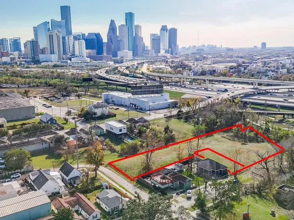 1917 Thomas St, Houston, TX 77009