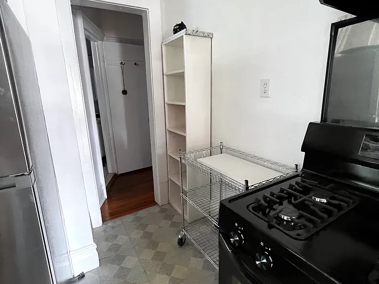 10 Arlington Ter #5 — Photo 10