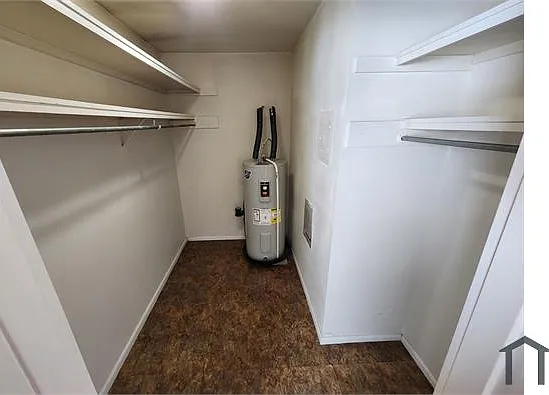 4510 W Washington St #203 — Photo 6