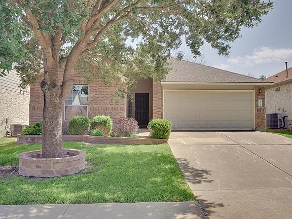 2nd image of 2813 Mission Tejas Dr