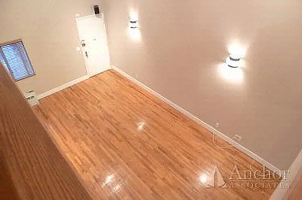 Rented by Anchor Associates | media 15