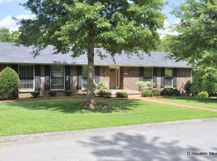 6820 Alto Vista Dr, Nashville, TN 37205