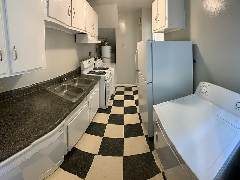 1662 Valley Ave — Photo 29