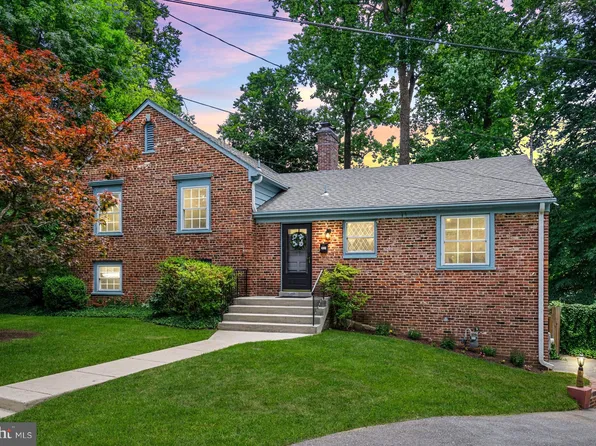 4104 Byeforde Ct, Kensington, MD 20895