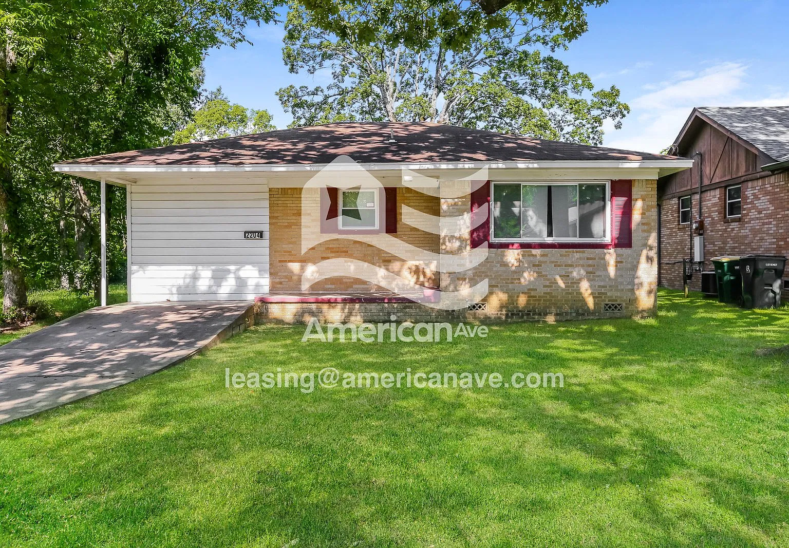 3 bed, 1.5 bath, 1326 sqft, $1,250 — Photo 1