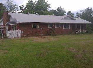 2296 E 2070 Rd, Hugo, OK 74743