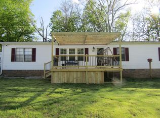100 A G Myatt Dr, Dickson, TN 37055
