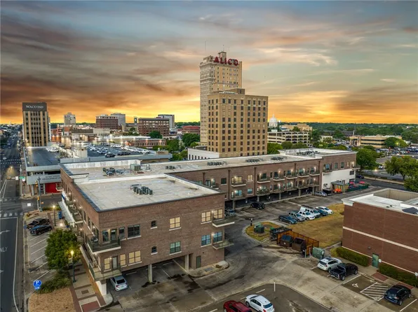 330 Austin Ave, Waco, TX 76701