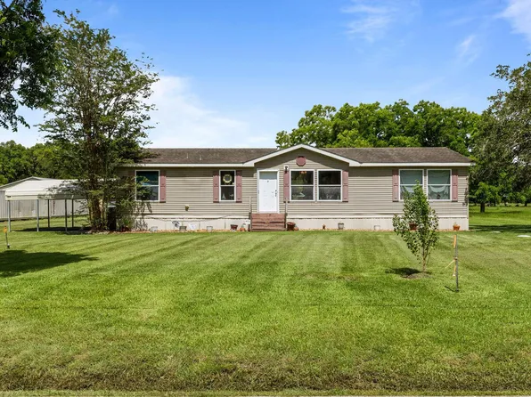 468 County Road 545, Alvin, TX 77511
