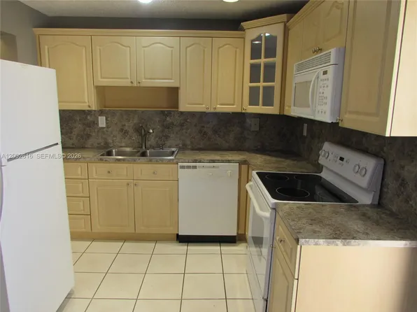 5555 Ludlam Rd Suite 23, South Miami, FL 33155