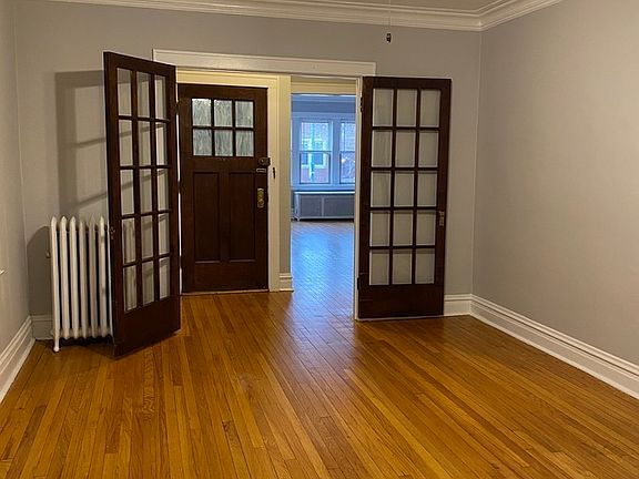 5th image of 2512 W Eastwood Ave #1