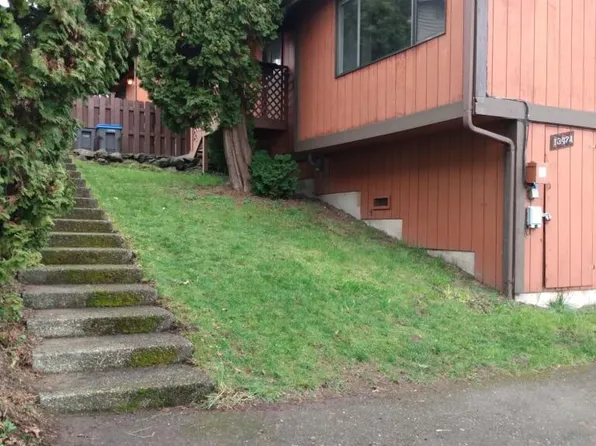 1347 Whitney Ave APT A, Bremerton, WA 98312