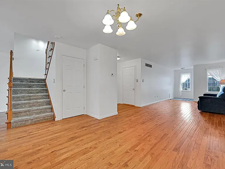 103 Lantern Green Way #103 — Photo 8