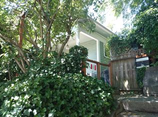 1216 E John St, Seattle, WA 98102
