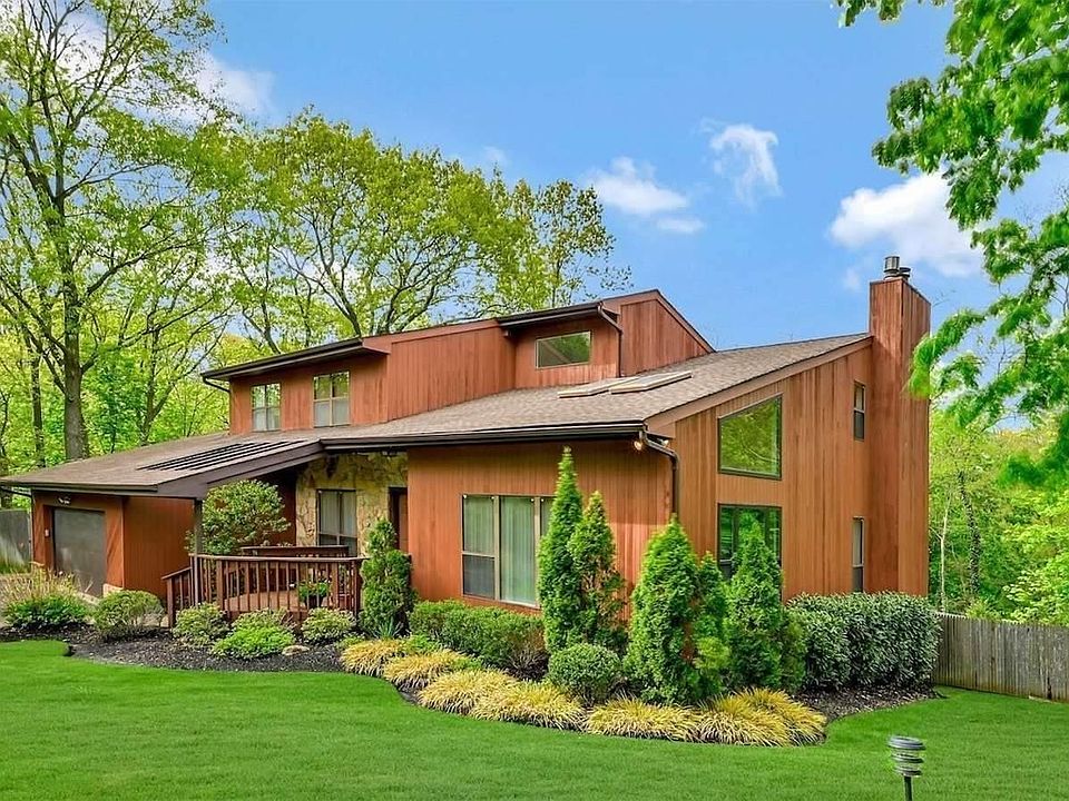 1st image of 5 Holdsworth Drive