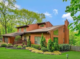 5 Holdsworth Dr, Huntington, NY 11743