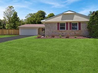 710 Silver Rock Ln, Buffalo Grove, IL 60089