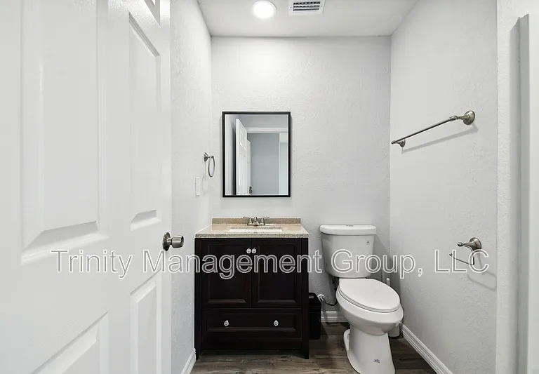 1051 Dogwood Dr #1 — Photo 13