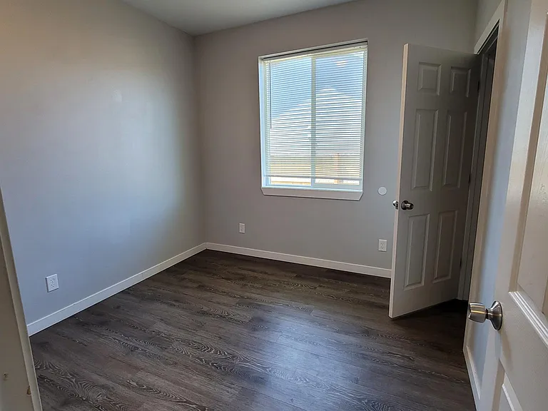 322 W Jadon Dr — Photo 7