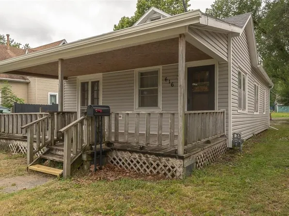 616 S Walnut St, Ottawa, KS 66067