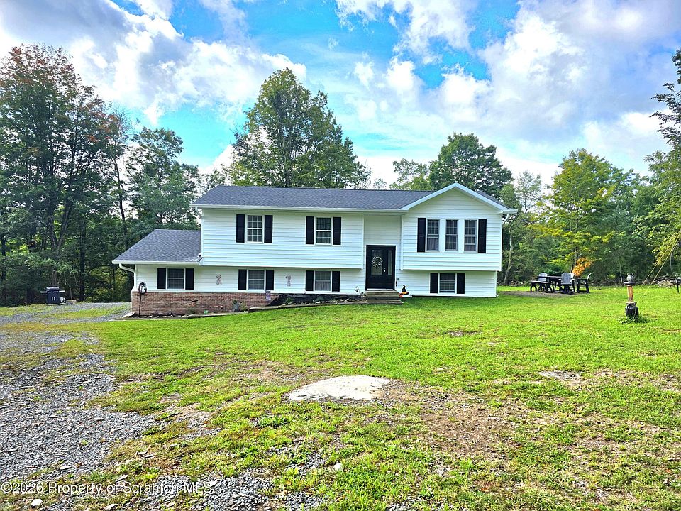 1st image of 460 Newcomb Rd