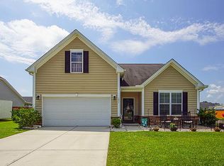 1037 Bridlewood Farms Pkwy, Ridgeville, SC 29472