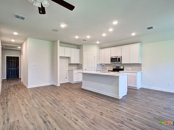 5th image of 834 Moondance Ct