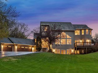 9025 Island View Rd, Waconia, MN 55387