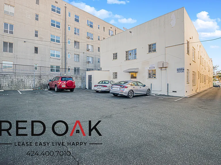 1030 Menlo Ave #17 — Photo 14