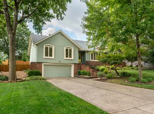 1918 E Buena Vista St, Springfield, MO 65804