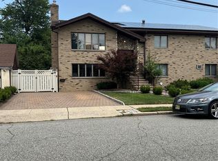 12 Nicholas St, Little Ferry, NJ 07643