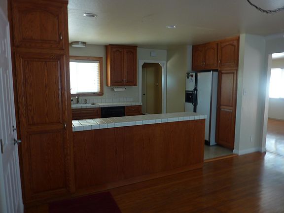 2nd image of 1441 Sierra Dr